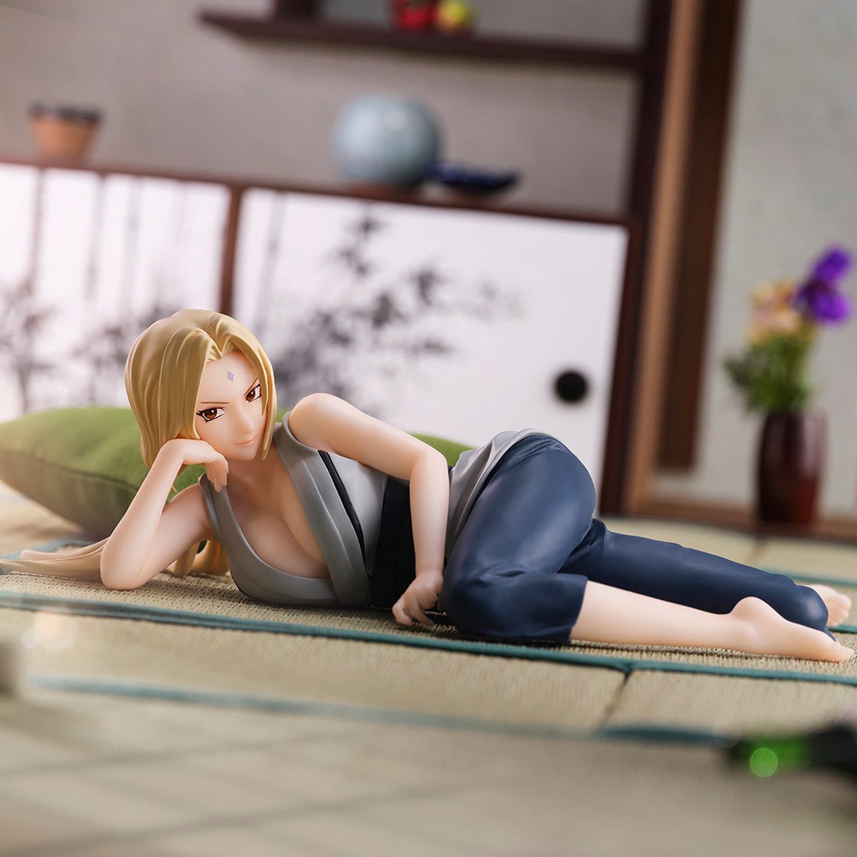 Tsunade figure from Naruto Shippuden presented by Banpresto's Relax Time series