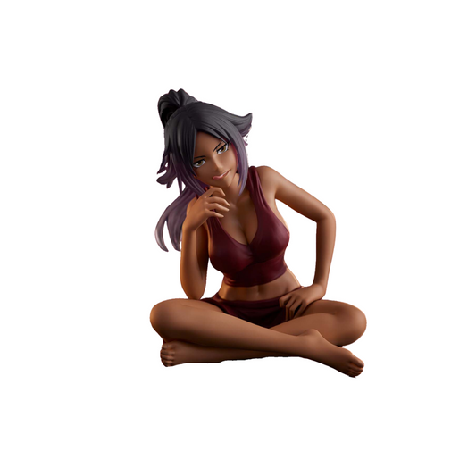 Yoruichi figure from Bleach presented by Banpresto. The statue features Yoruichi in a criss cross sitting position. 
