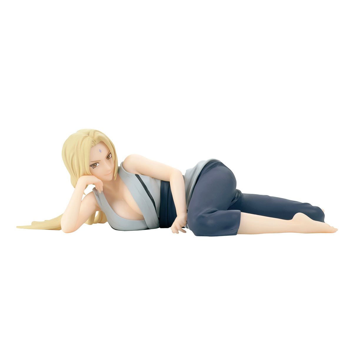 Tsunade figure from Naruto Shippuden presented by Banpresto's Relax Time series