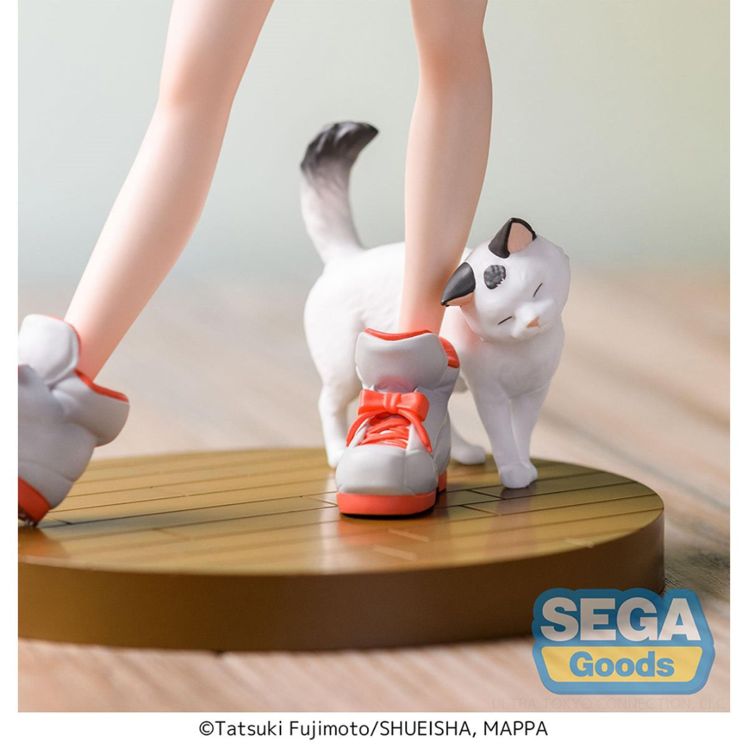 Power figure from Chainsaw Man presented by Luminasta. Next to power is her pet Nyako!