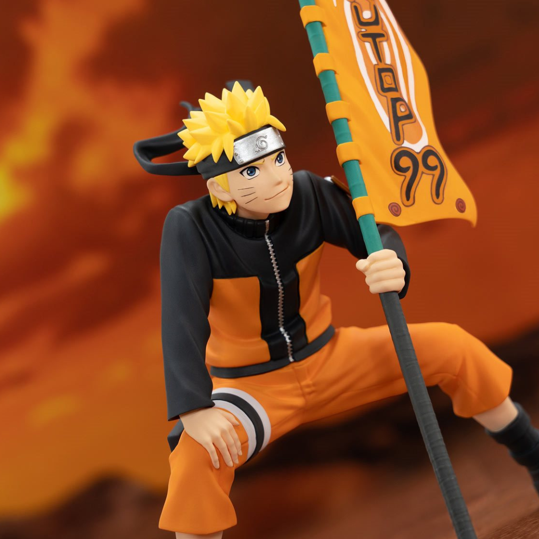Naruto Uzumaki figure holding the Narutop99 Banner.