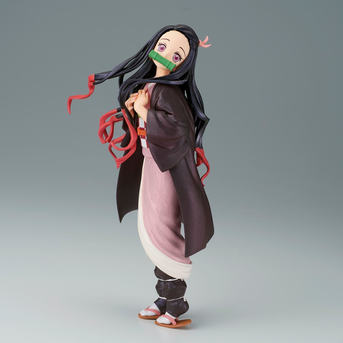 Nezuko Kamado figurine presented by Banpresto. The figure features glitter materials. 