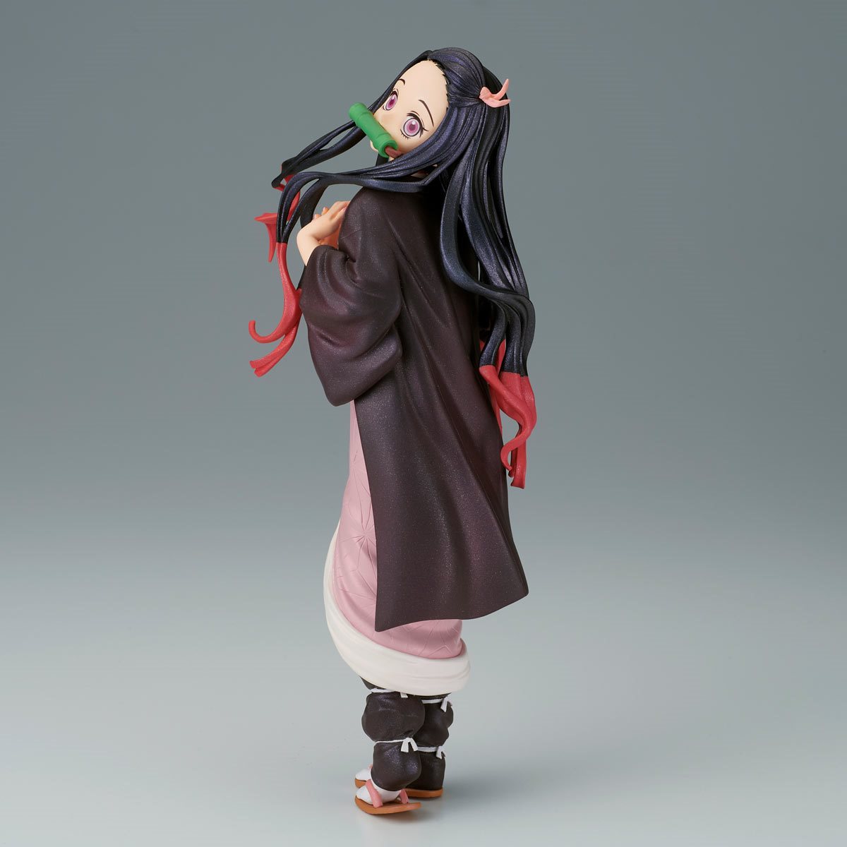 Nezuko Kamado figurine presented by Banpresto. The figure features glitter materials. 
